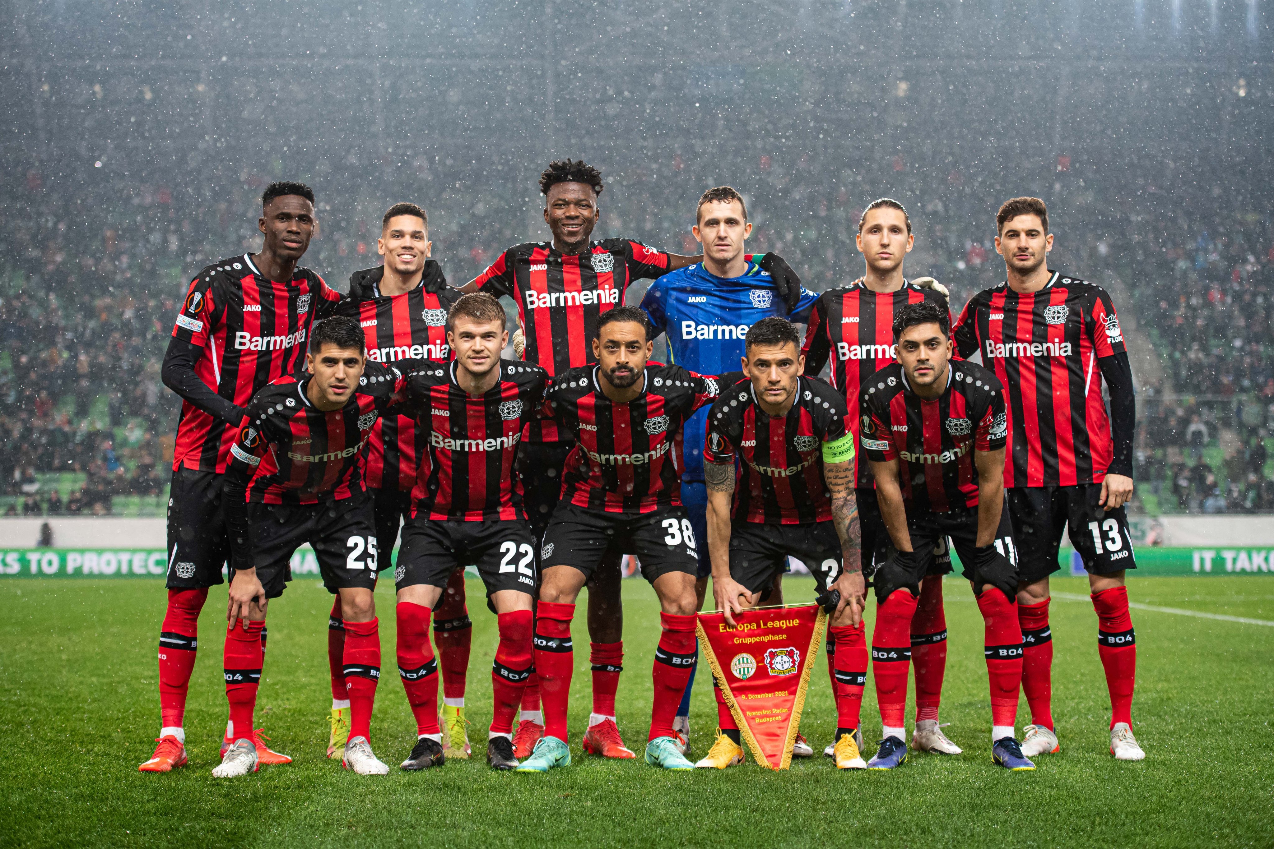 Charles Aránguiz fue titular en caída de Bayer Leverkusen ante Ferencvaros en la Europa League