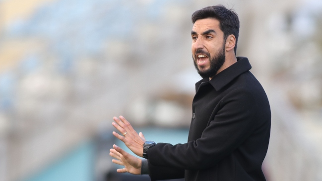 Unión La Calera informó la salida del entrenador Francisco Meneghini