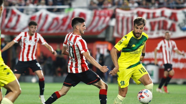 Aldosivi de Martín Palermo superó a Estudiantes en frenético duelo en el fútbol argentino