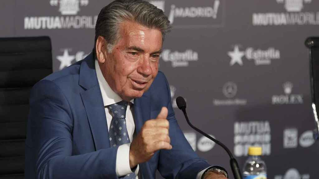 Falleció Manolo Santana, leyenda y pionero del tenis en España