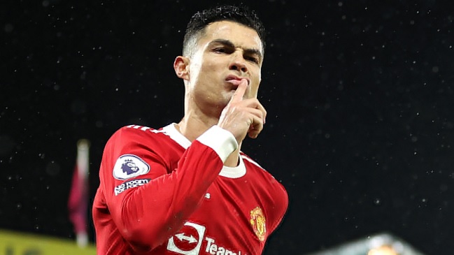 Cristiano Ronaldo se vistió de héroe y salvó a Manchester United ante Norwich en la Premier