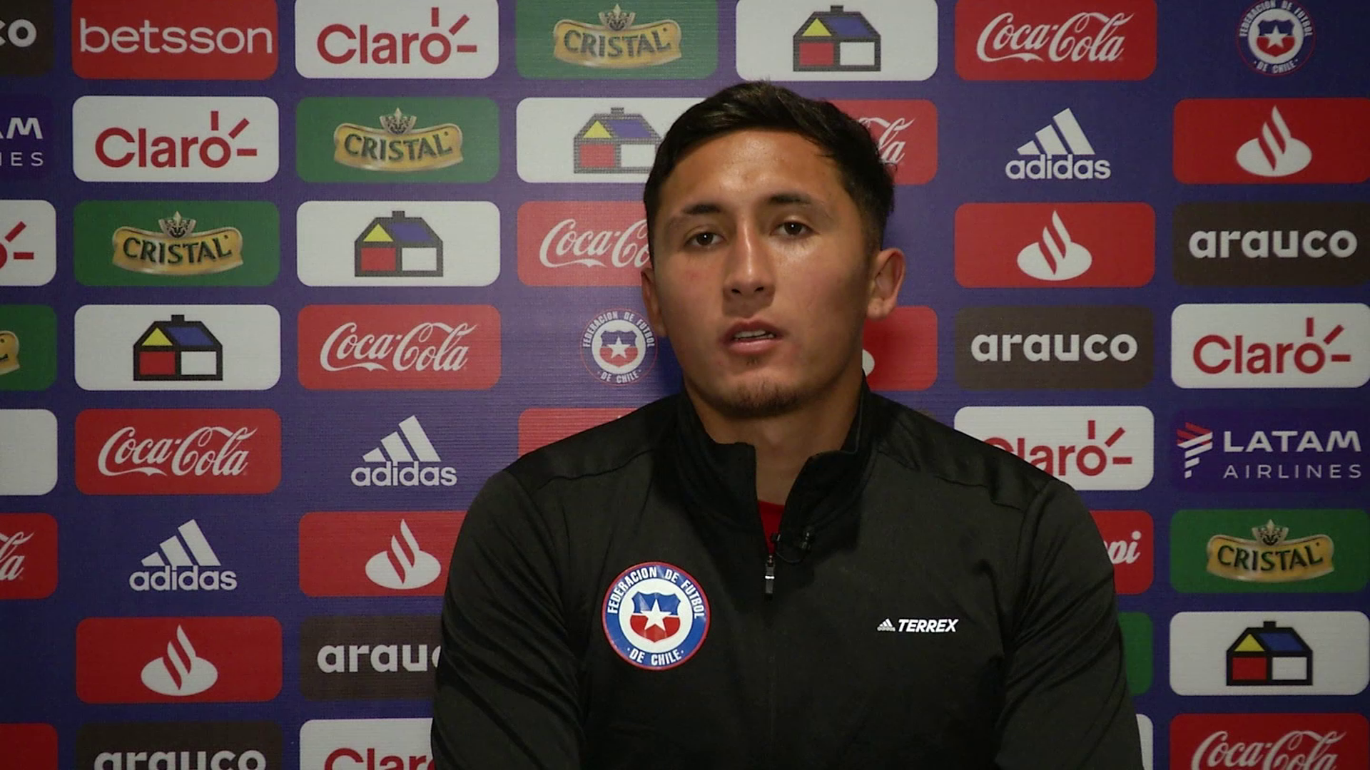 Zacarías López expresó su felicidad por debutar en La Roja y mantener el arco en cero ante El Salvador