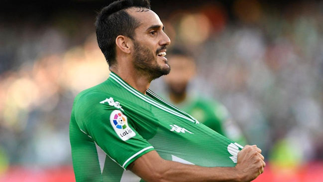 Juanmi atacó en el área con un feroz cabezazo y puso el segundo para Betis ante la Real Sociedad