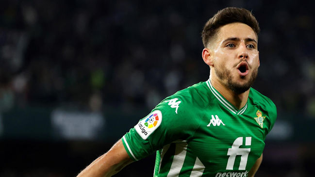 Alex Moreno marcó doblete y sentenció la goleada de Betis sobre la Real Sociedad