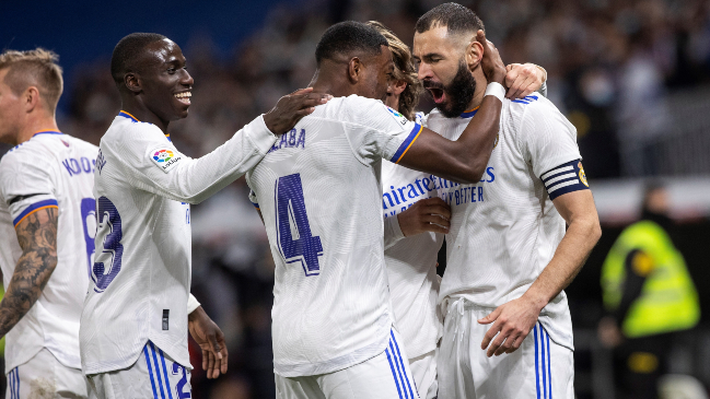 Real Madrid se quedó con el derbi contra Atlético y sigue imparable como puntero en España