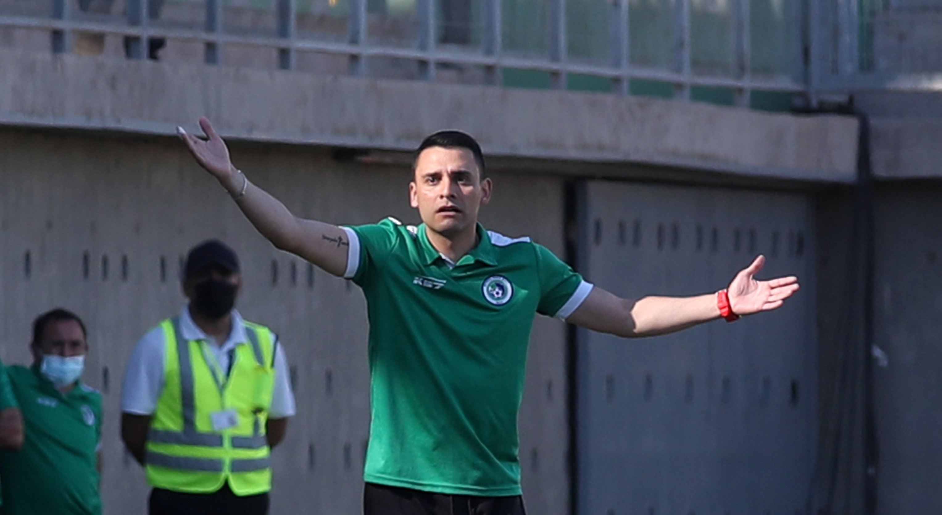 Felipe Cornejo dejó de ser entrenador de Puerto Montt y fue anunciado en Rangers de Talca