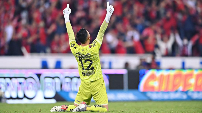 Camilo Vargas fue la gran figura al atajar dos penales y dio a Atlas el título mexicano tras 70 años