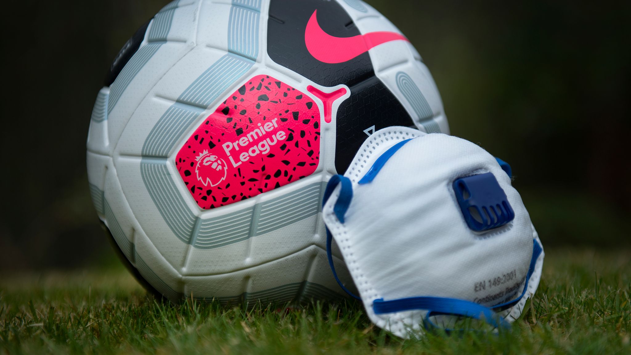 El Covid-19 se descontroló en la Premier: 42 positivos en una semana