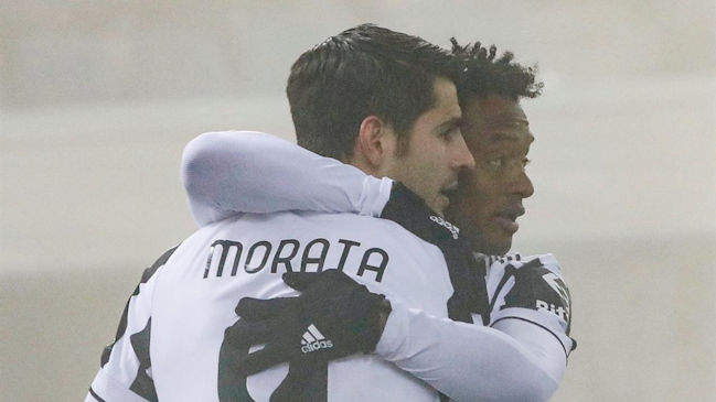 Alvaro Morata y Juan Cuadrado castigaron con golazos entre la neblina a Bologna y Medel