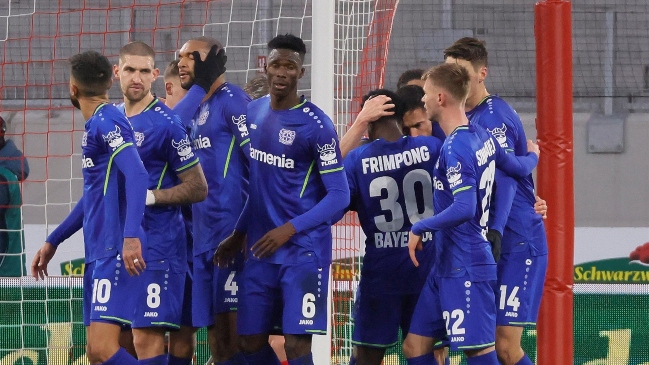 Gol de Charles Aránguiz resultó insuficiente en caída de Bayer Leverskusen