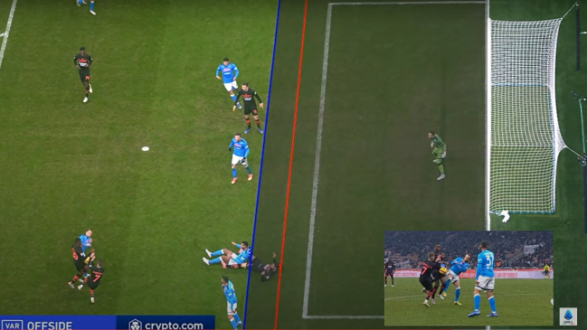 Todavía lo reclaman: El controvertido gol anulado a Milan en la derrota ante Napoli