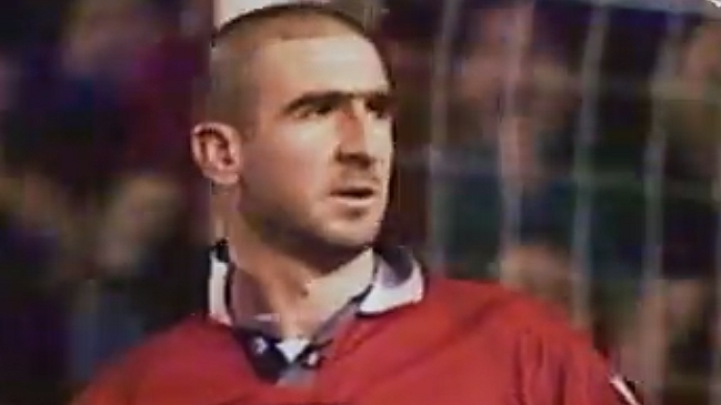 El legendario golazo de Eric Cantona a Sunderland cumple 25 años