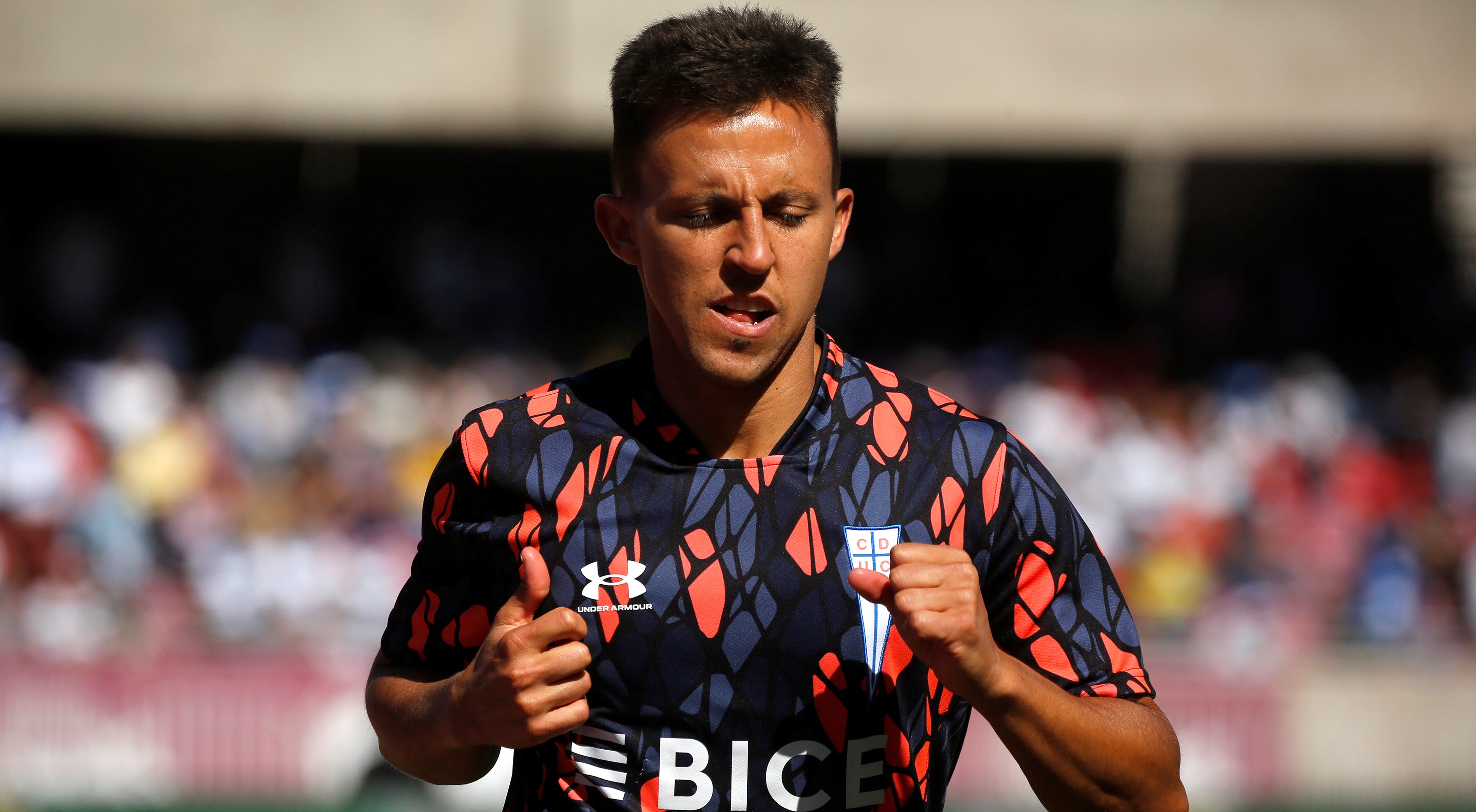 Diego Buonanotte se aleja de la UC y analiza ofertas desde el exterior