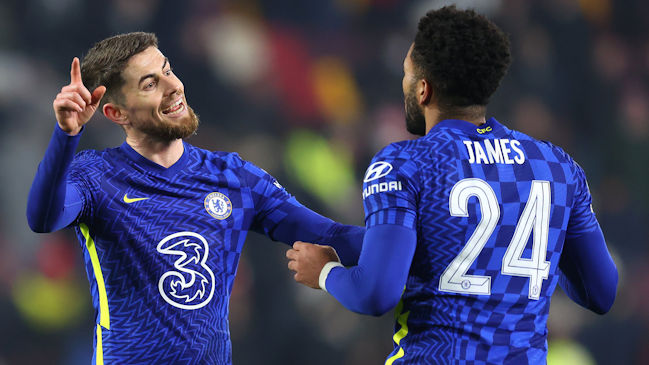 Chelsea cumplió con su favoritismo al derrotar a Brentford y avanzó a semis de la Copa de la liga