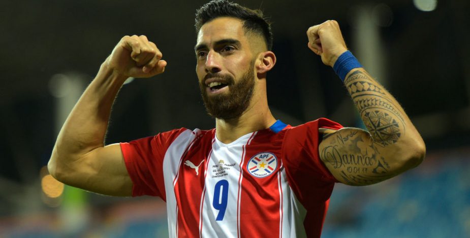 Marcelo Barticciotto: Avalos es el delantero que más se acerca a lo que quiere Quinteros