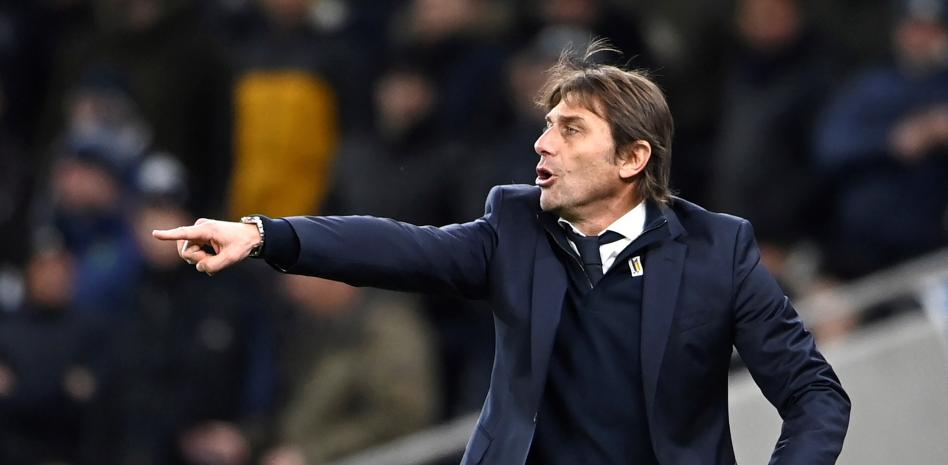 Antonio Conte lamentó la falta de sensibilidad de la Premier ante brote de Covid-19