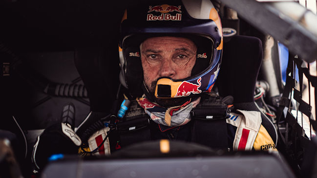 Francisco “Chaleco” López emprendió su viaje a Arabia Saudita para afrontar el Dakar 2022