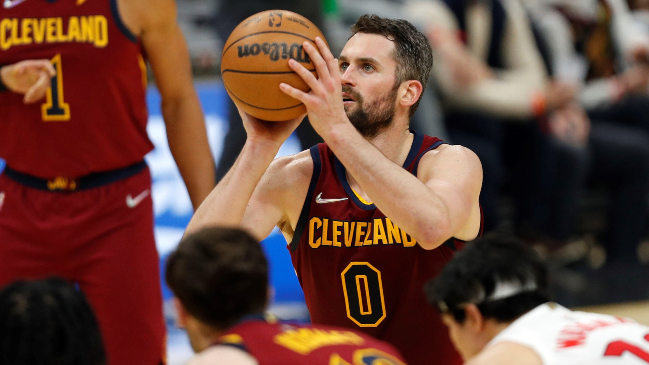 Cleveland Cavaliers aplastó a Toronto Raptors con Kevin Love a la cabeza y con un festival de triples