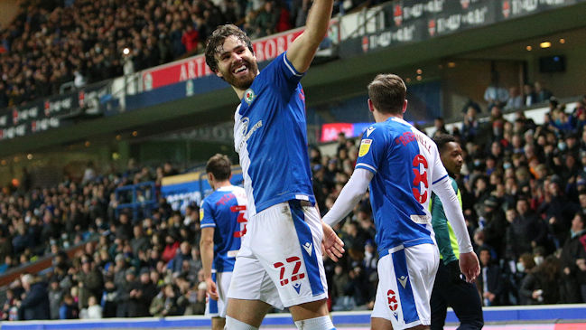 Ben Brereton Díaz agradeció felicitaciones de Alan Shearer por llegar a 20 goles en el Championship