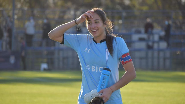 Antonia Canales se despidió de Universidad Católica y Colo Colo asoma como su destino