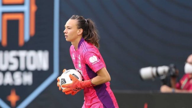 Chilenos en el exterior: Christiane Endler brilló en el año más difícil para Alexis y Vidal