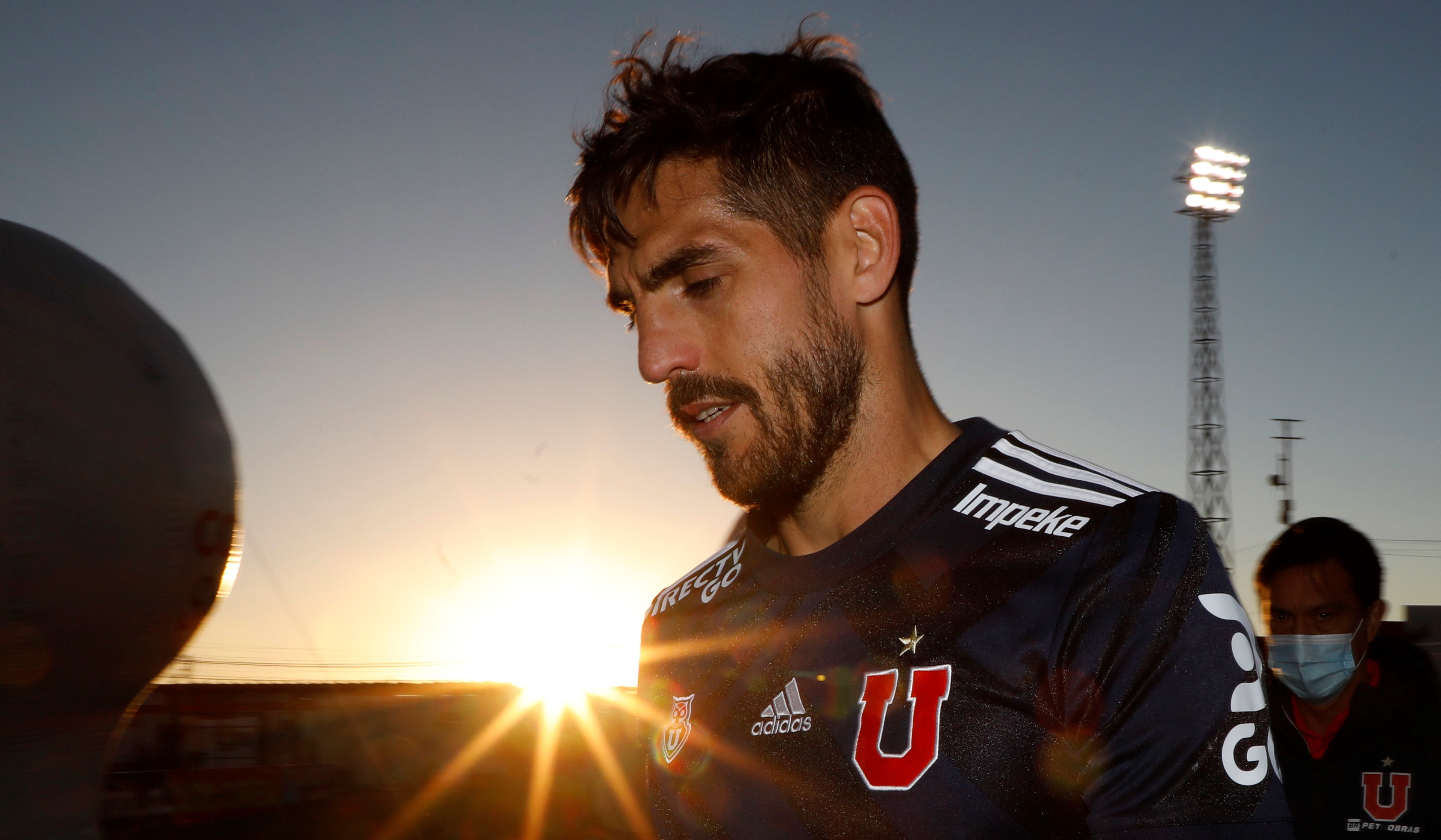 Michael Clark: A mitad de año le hicimos ofertas formales a Arias y Larrivey y no fueron aceptadas