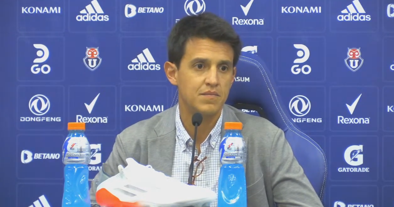 Roggiero anticipó que deben incorporar entre seis a ocho jugadores más en U. de Chile