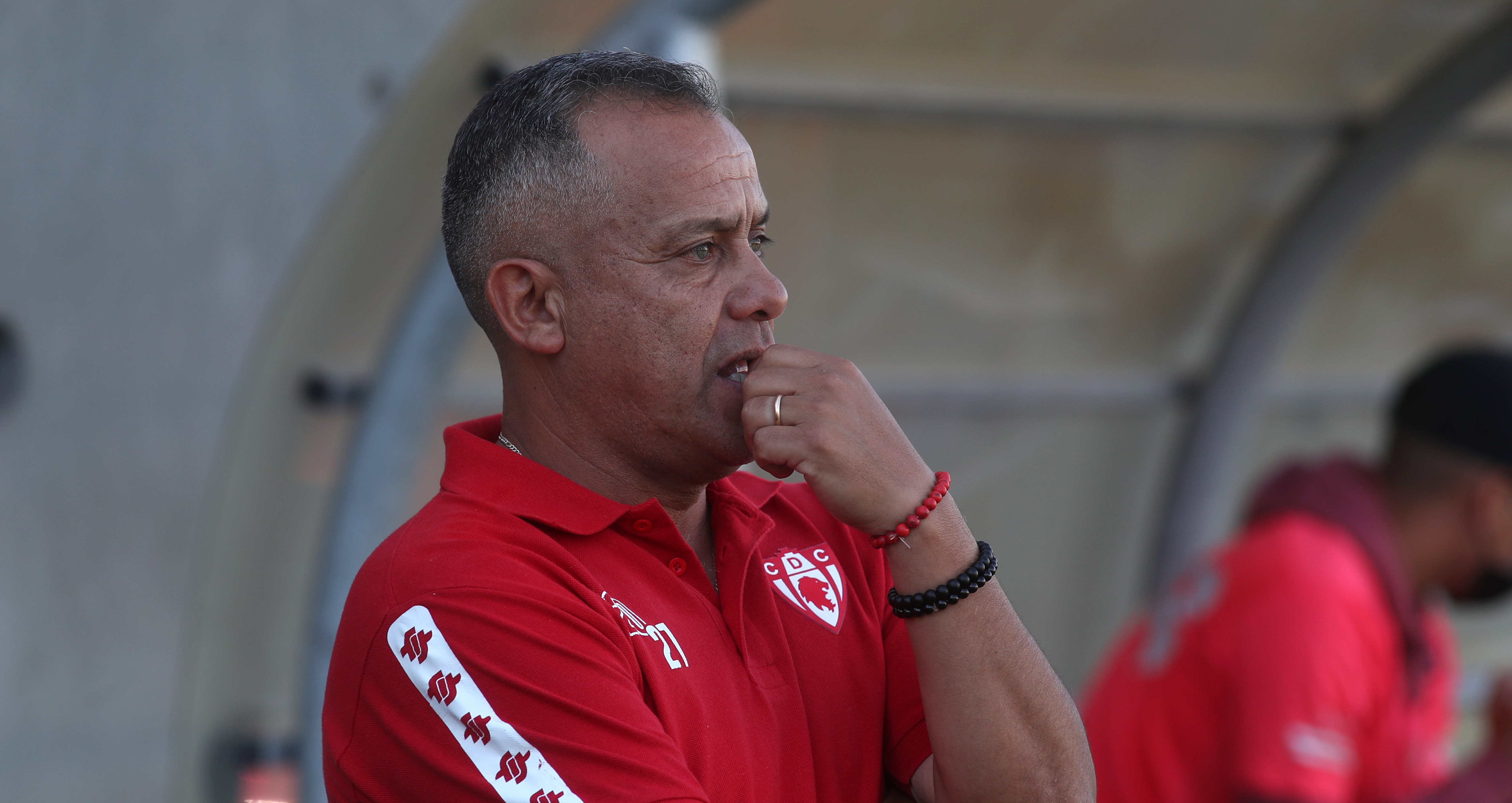 Deportes Puerto Montt anunció el regreso del técnico Erwin Durán