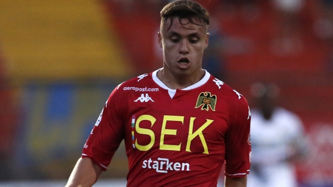 Bastián Yáñez: Estoy feliz de poder seguir en el equipo de mis amores