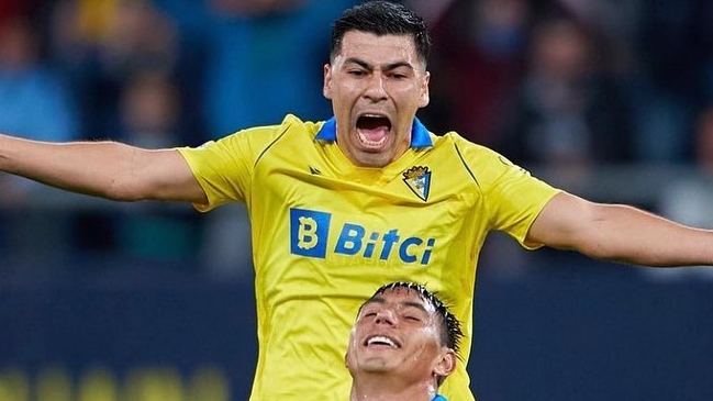 Cádiz avanzó en la Copa del Rey gracias a un gol de Tomás Alarcón