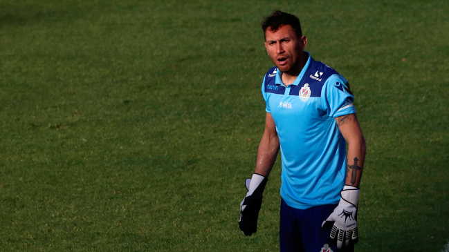 Raúl Olivares quedó libre y busca club a través de sus redes sociales