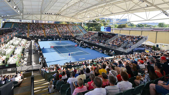 Monfils y Khachanov protagonizarán la final del ATP de Adelaida