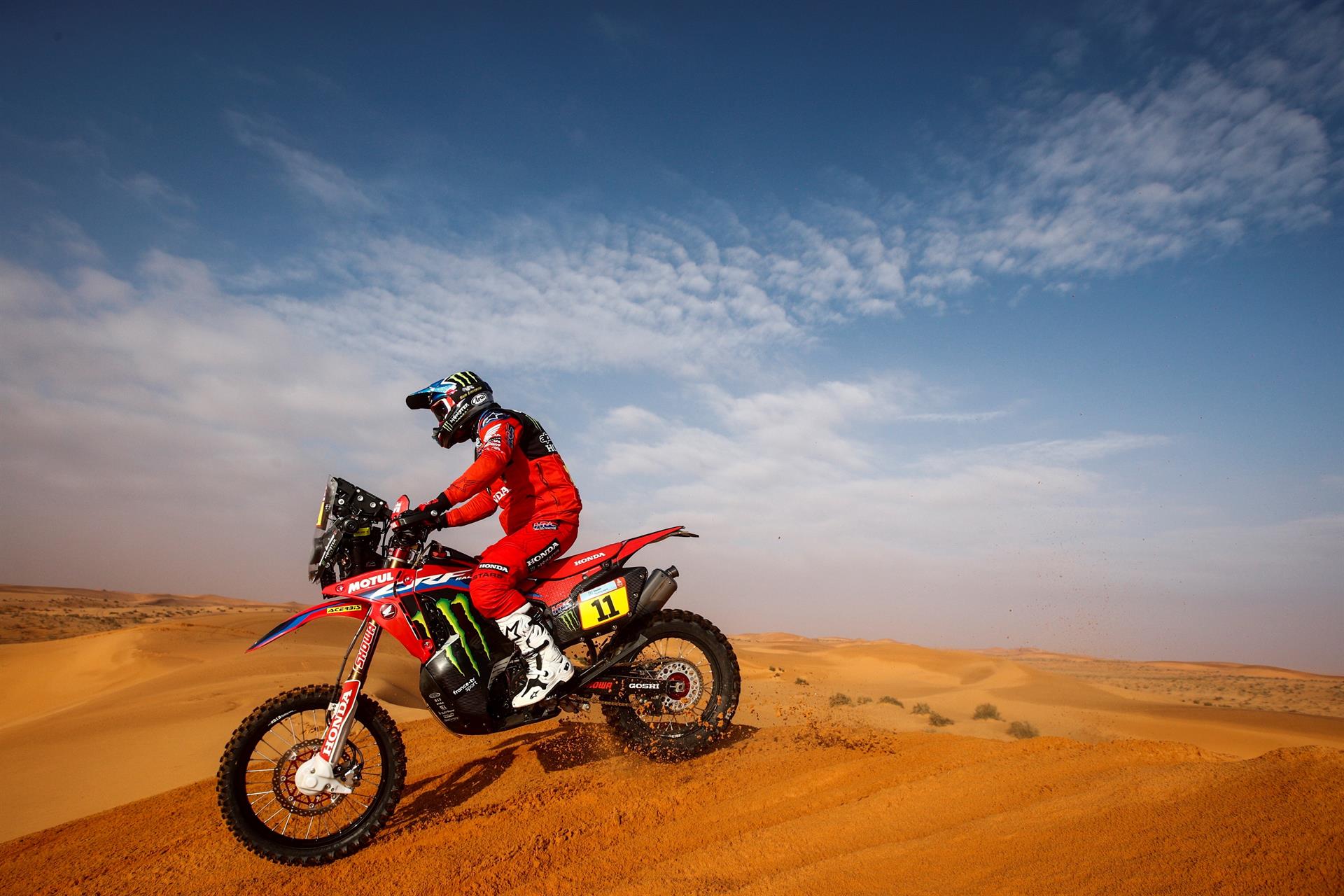 José Ignacio Cornejo ganó la séptima etapa del Dakar y Van Beveren tomó el liderato en motos