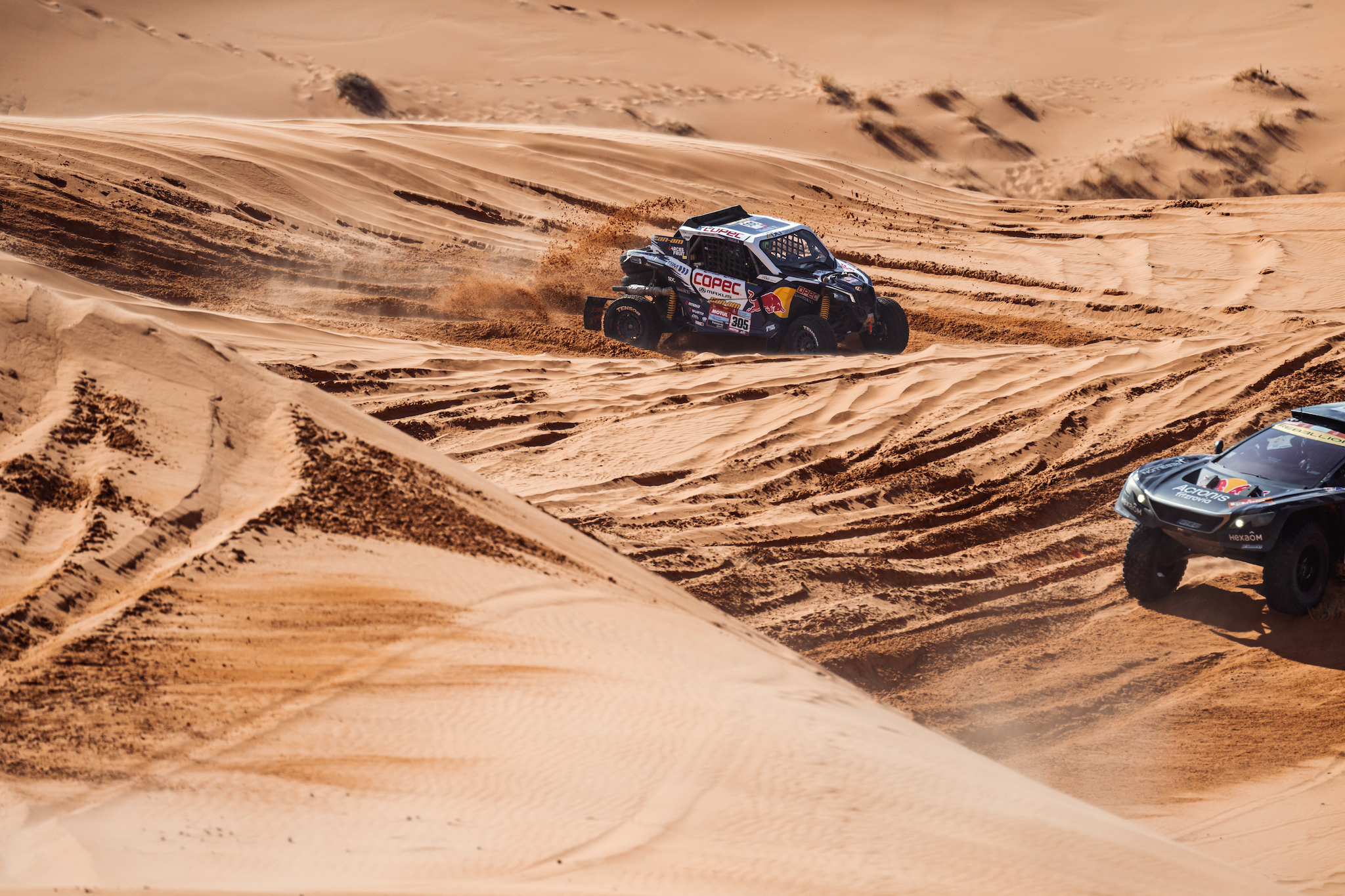 Francisco “Chaleco” López estiró su ventaja como líder de prototipos ligeros en el Dakar
