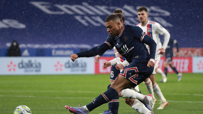 PSG igualó frente a Olympique de Lyon sin Messi ni Neymar