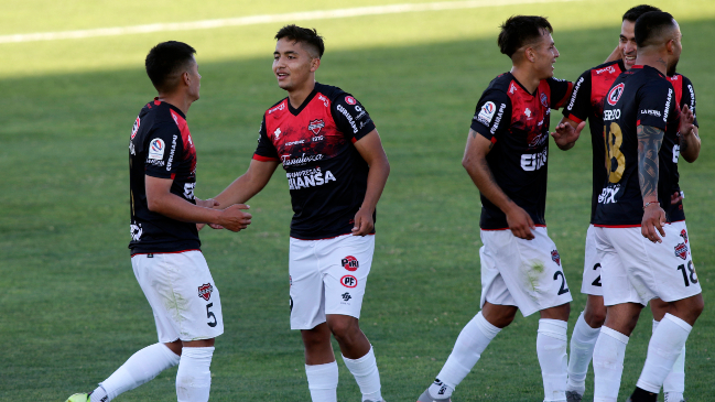 ¡Rivales de lujo! Ñublense enfrentará a Nacional y Peñarol en su pretemporada