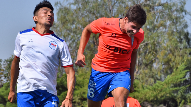 Universidad Católica goleó al equipo del Sifup en un partido de entrenamiento