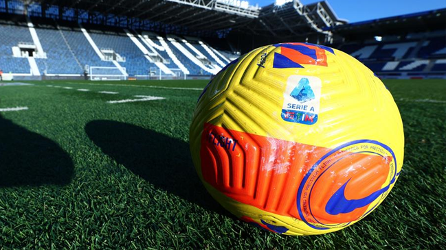 Italia presentó la opción de aplazar partidos si los clubes tienen más de ocho positivos