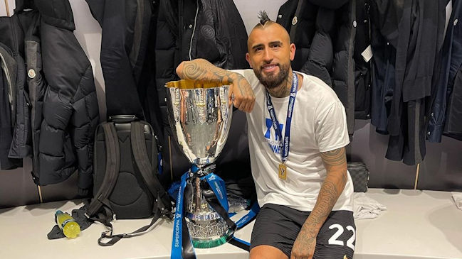 Vidal se convirtió en el chileno más campeón de la historia y Alexis entró al podio tras nuevo título con Inter