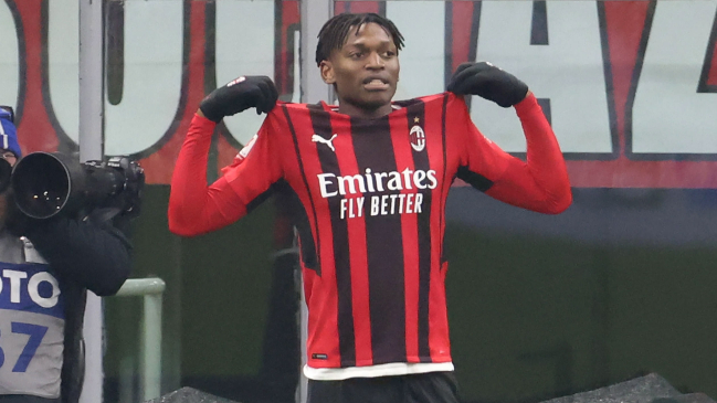 Rafael Leao anotó un golazo y empujó a Milan a cuartos de final de la Copa Italia