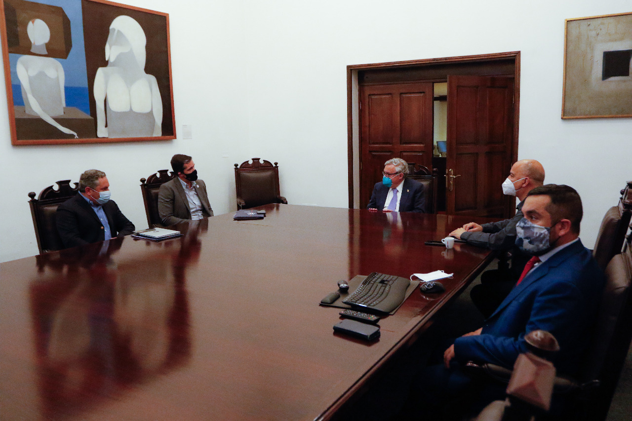 Michael Clark tras reunión con rector Vivaldi: Era importante despejar cualquier duda sobre nuestro proyecto en la U