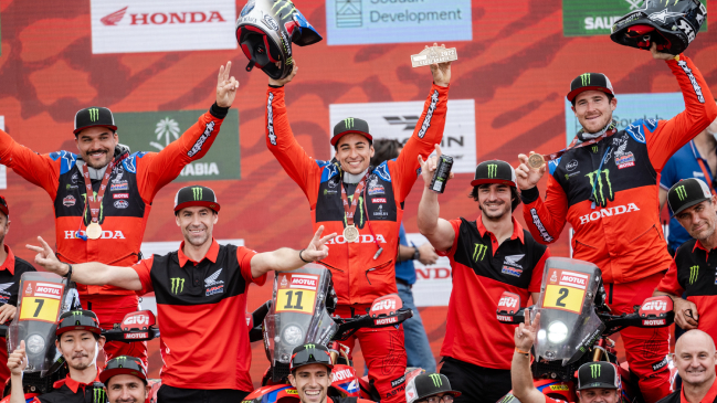 José Ignacio Cornejo regresó a Chile tras su sexto lugar en el Dakar: Hicimos una buena carrera