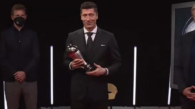 Robert Lewandowski recibió su segundo premio The Best consecutivo