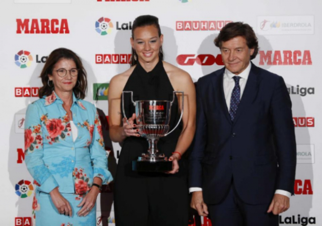 Christiane Endler, la arquera chilena que llegó a la cima del mundo