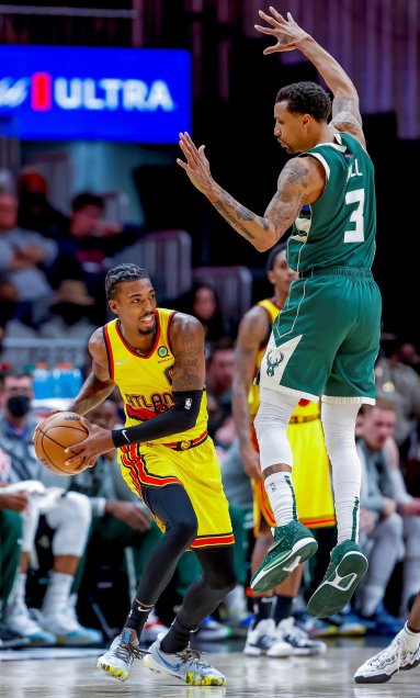 Trae Young y los Hawks frenaron el poderío de Milwaukee Bucks en la NBA