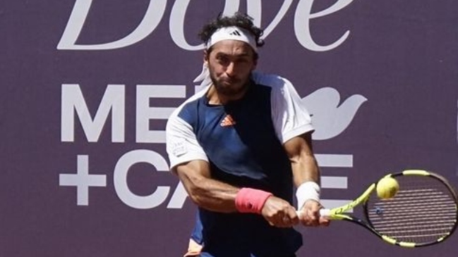 Gonzalo Lama superó un duro escollo y avanzó a cuartos en Concepción