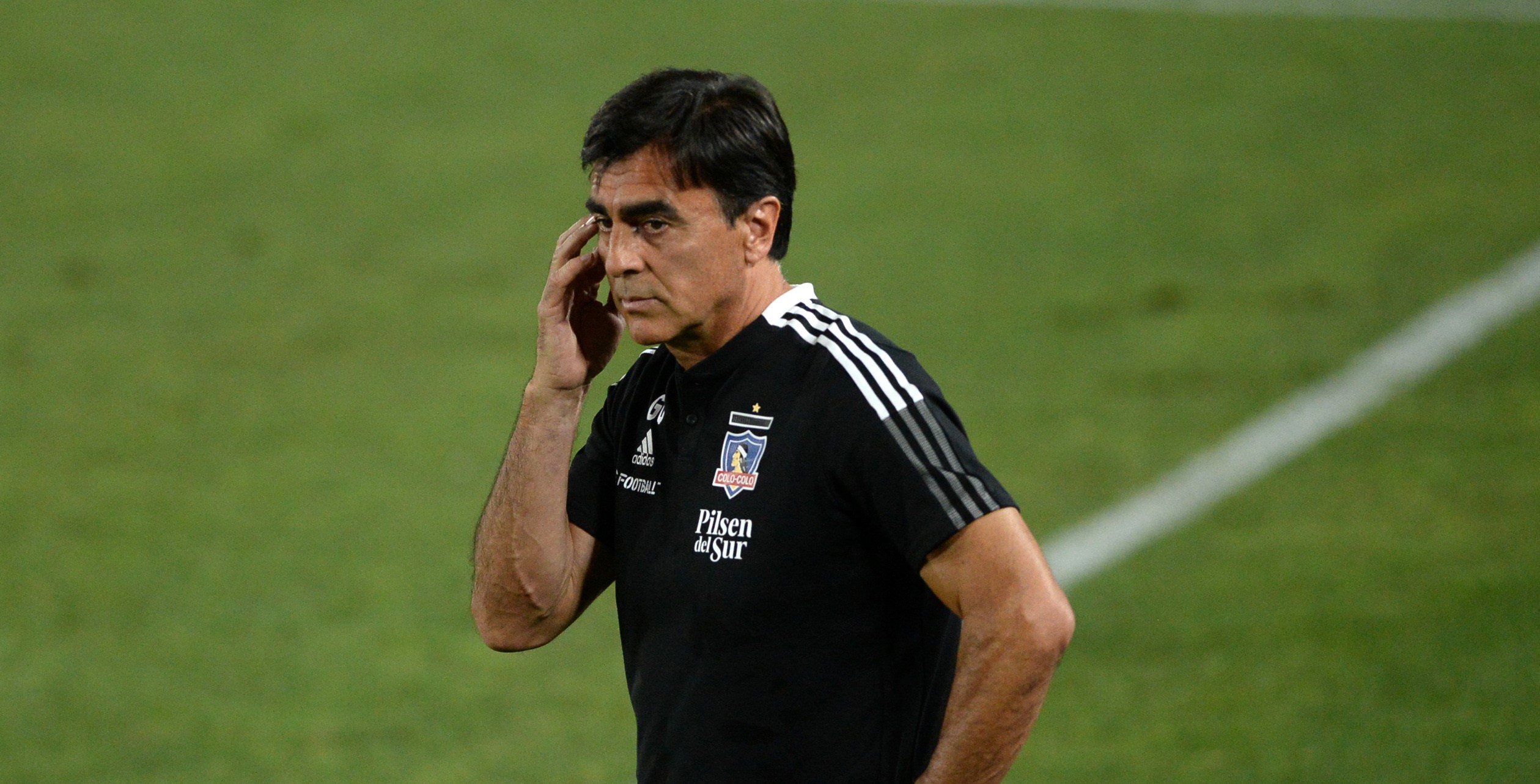 Gustavo Quinteros quiere que los citados en La Roja puedan jugar la Supercopa