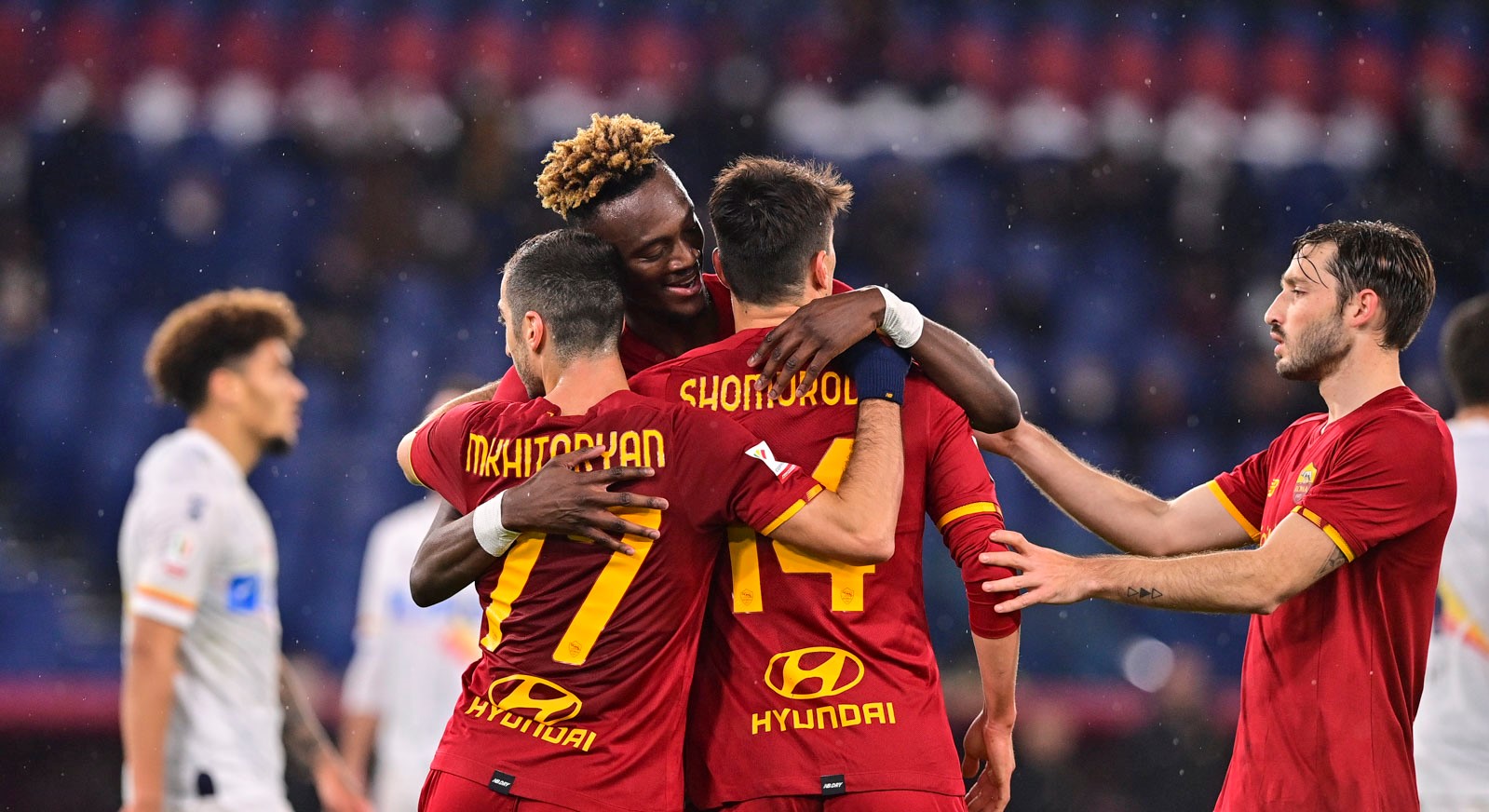 Roma eliminó a Lecce y enfrentará a Inter de Milán en cuartos de final de la Copa Italia