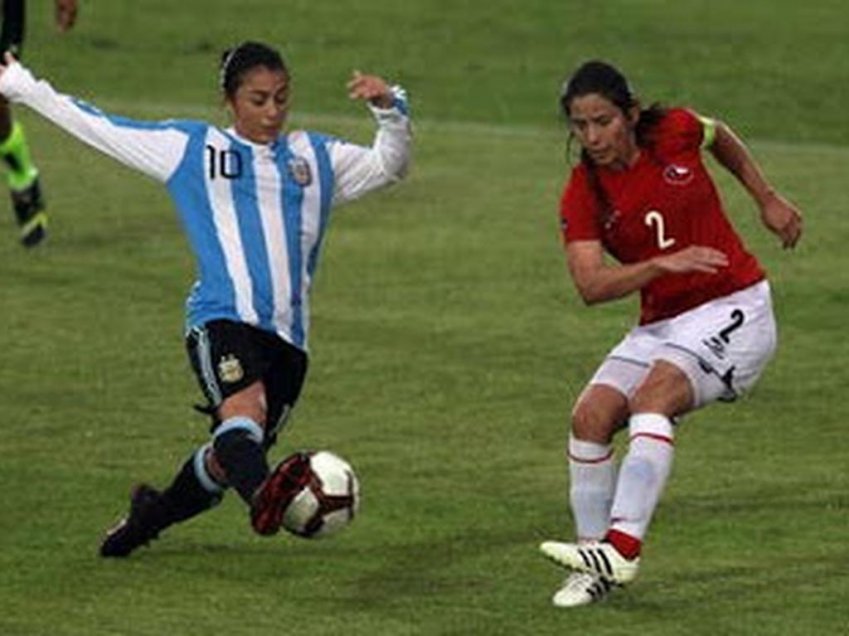 La trayectoria de Alexandra Benado, la nueva ministra del Deporte