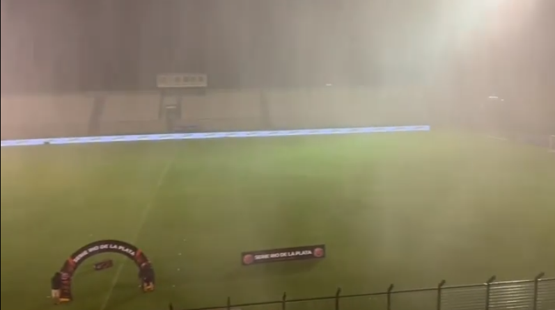 Amistoso entre Santiago Wanderers y Sarmiento en Uruguay fue suspendido por malas condiciones climáticas